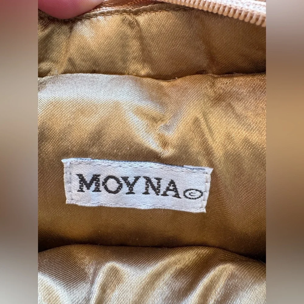 Moyna Beaded Crossbody Bag with Bee and Stripes - Picture 8 of 12